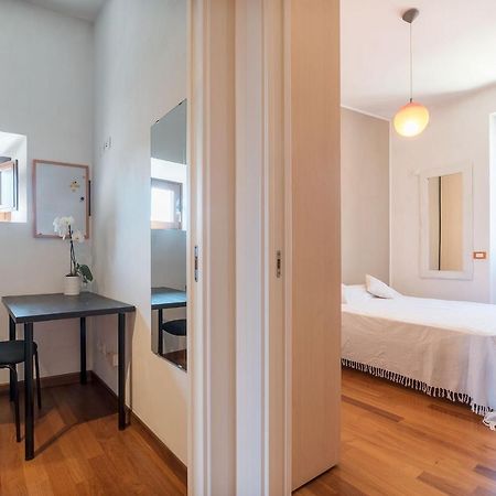 Colosseum Roomy Apartment Rom Exteriör bild