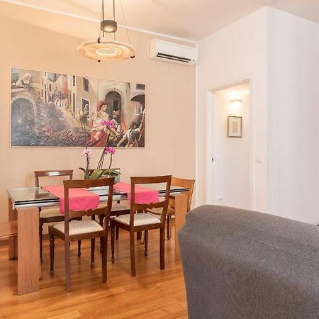 Colosseum Roomy Apartment Rom Exteriör bild