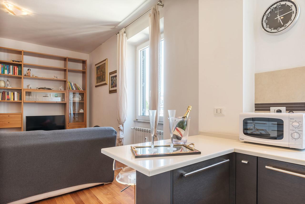 Colosseum Roomy Apartment Rom Exteriör bild